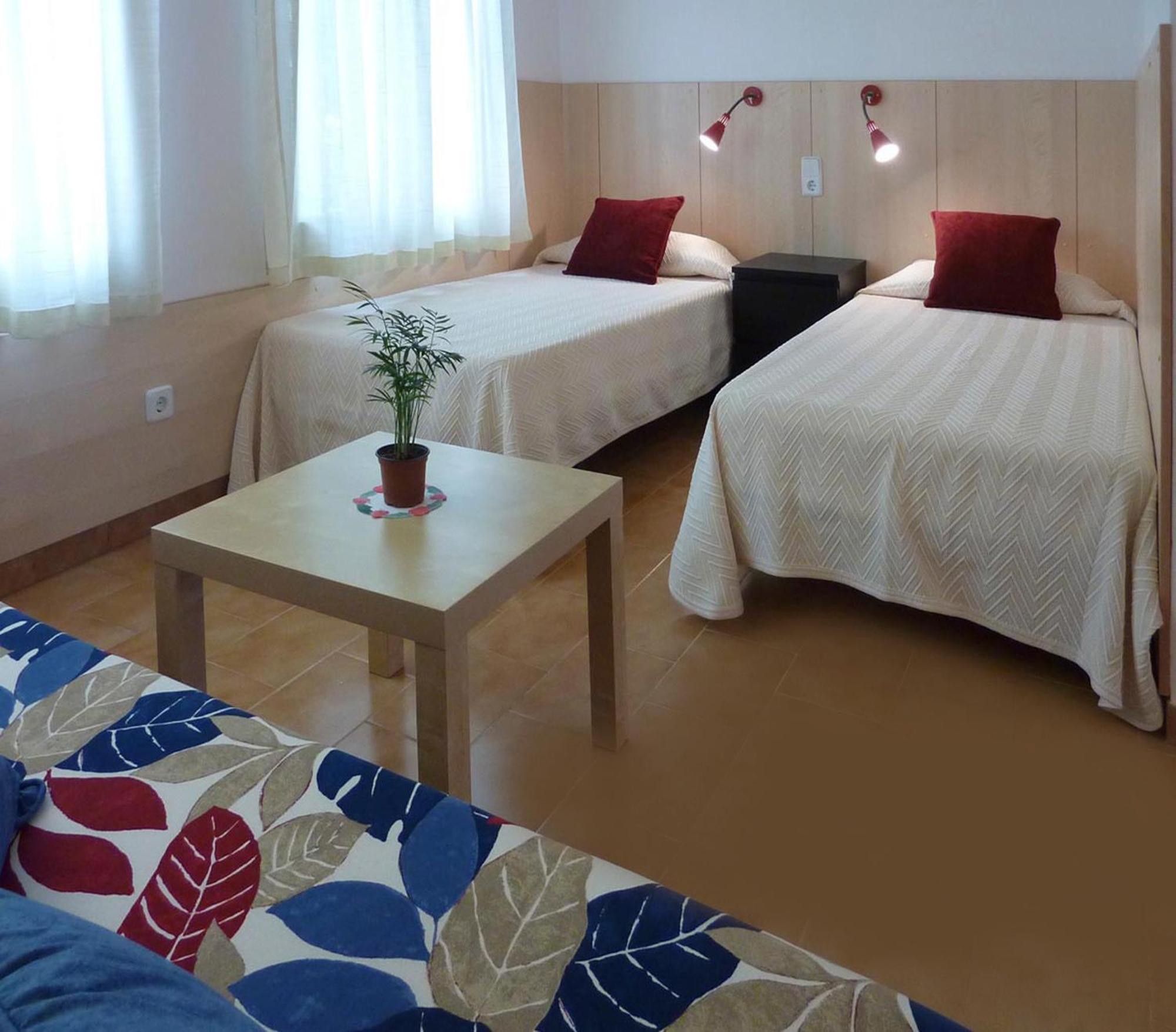 Apartaments Margarita Sabina Pinell Platja d'Aro Rum bild