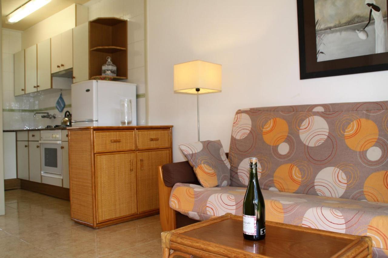 Apartaments Margarita Sabina Pinell Platja d'Aro Exteriör bild