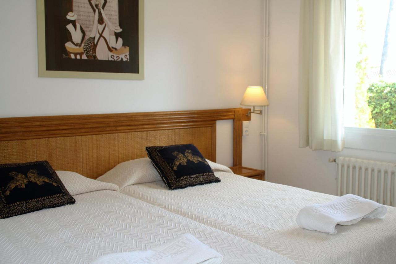Apartaments Margarita Sabina Pinell Platja d'Aro Exteriör bild
