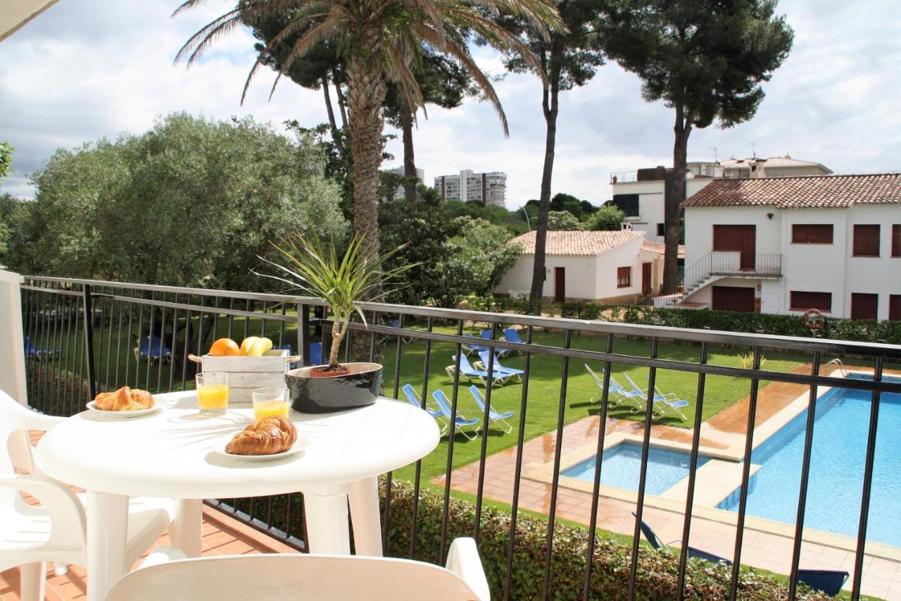Apartaments Margarita Sabina Pinell Platja d'Aro Exteriör bild