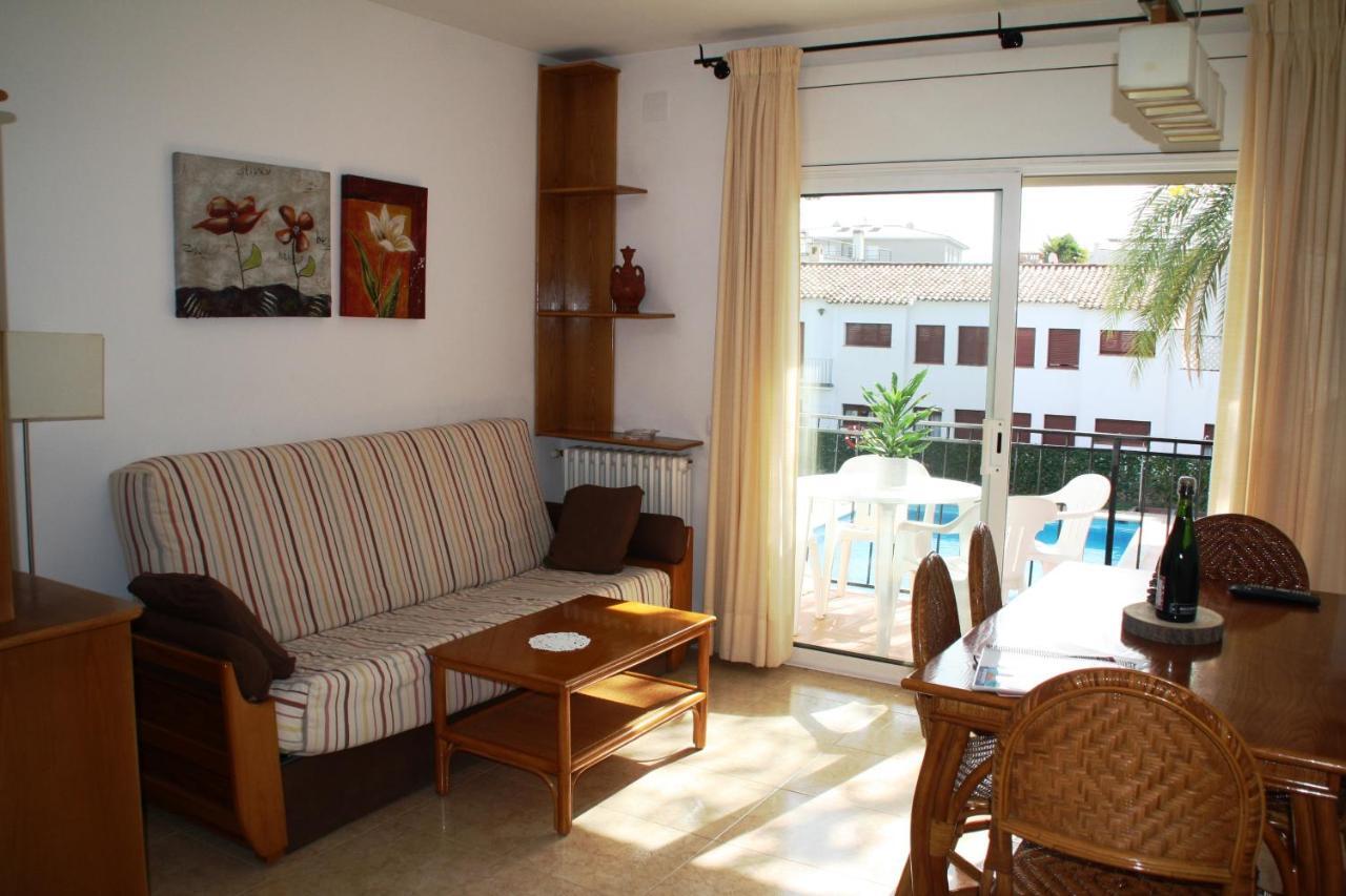Apartaments Margarita Sabina Pinell Platja d'Aro Exteriör bild
